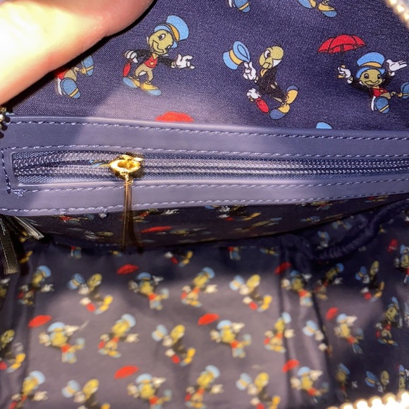 NWT Disney Hur Universe Pinocchio Whale backpack absolutely beautiful!!! - Picture 10 of 10